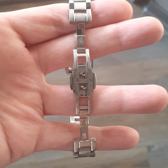 Watch - Picture 6 of 6